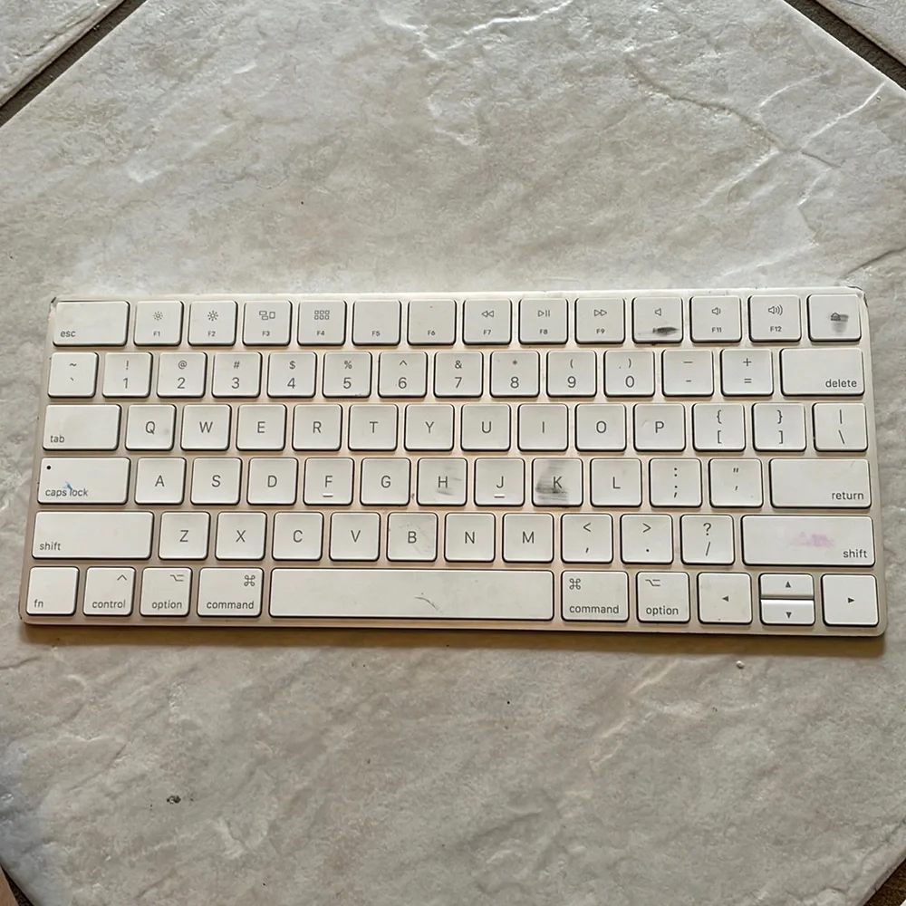 Apple Wireless Magic Keyboard
